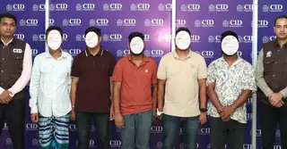নরসিংদীতে অনলাইন জুয়া চক্রের ৫ সদস্য গ্রেপ্তার, ২০ সিম ও ৯ মোবাইল জব্দ